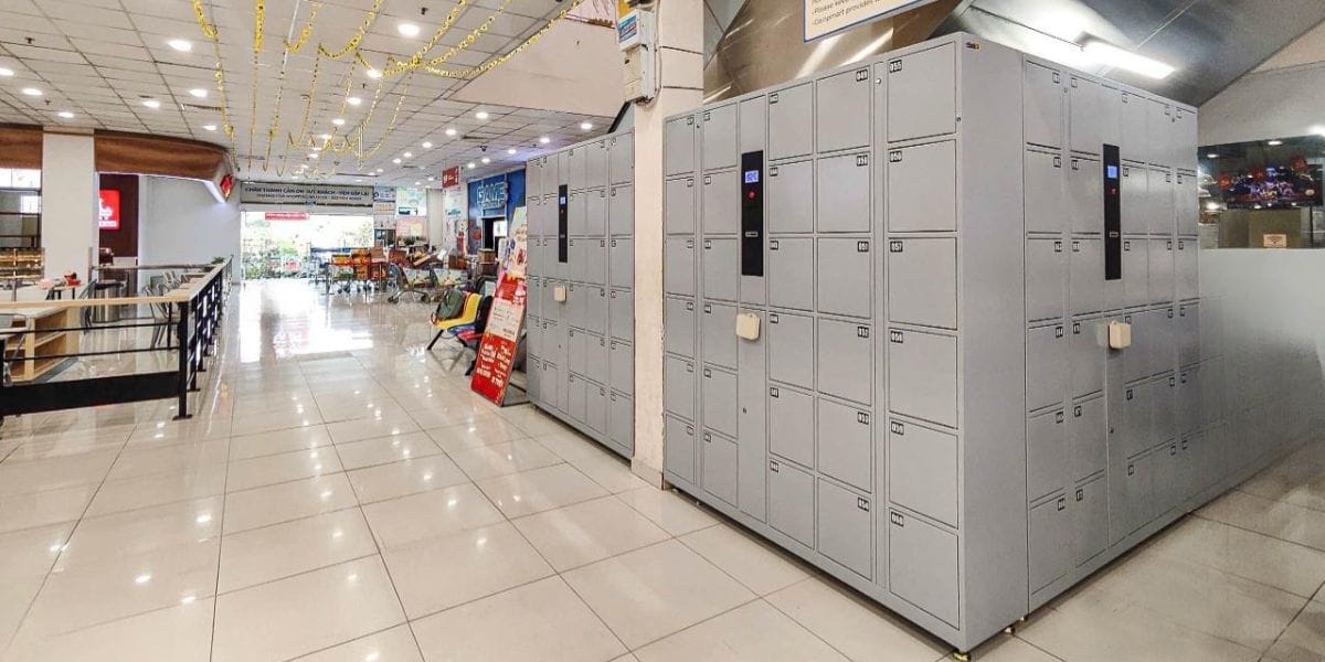 Tủ locker thông minh tại siêu thị